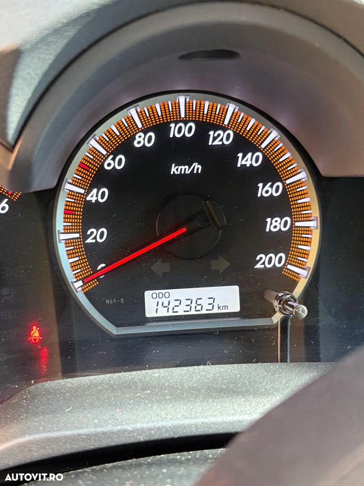 Toyota Hilux 4x4 Cabina Dubla Comfort - 13