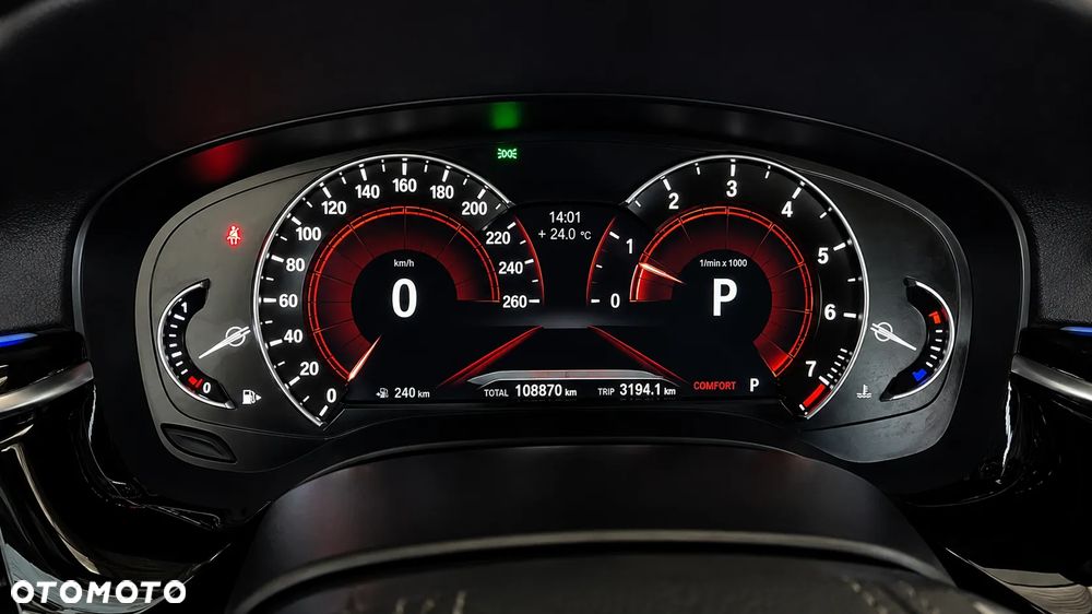 BMW Seria 5 530i xDrive Sport Line sport - 19