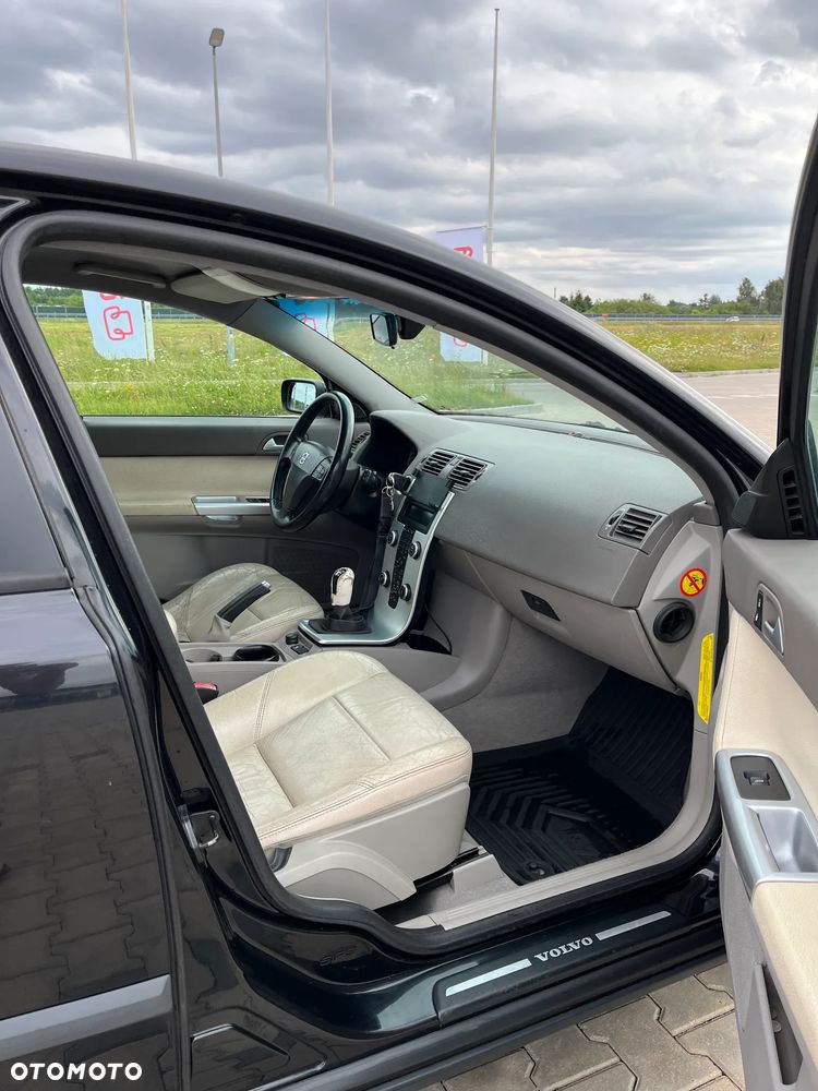 Volvo V50 2.0D Summum - 19