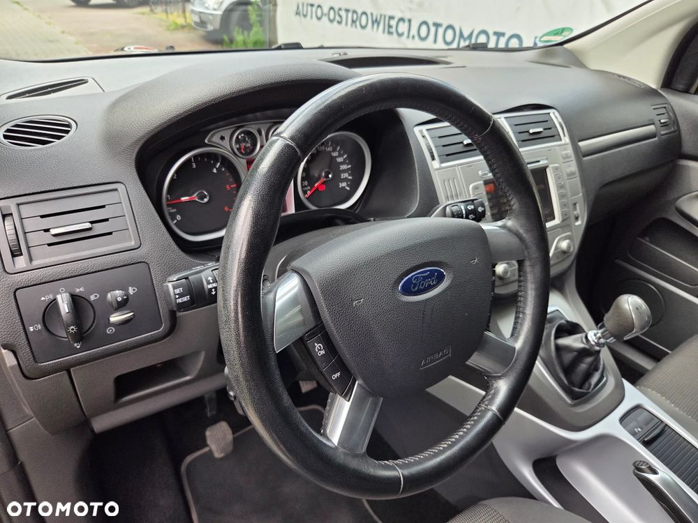 Ford Kuga 2.0 TDCi Titanium - 12