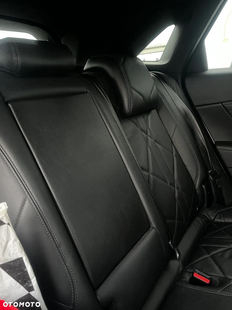 DS Automobiles DS 7 Crossback - 17