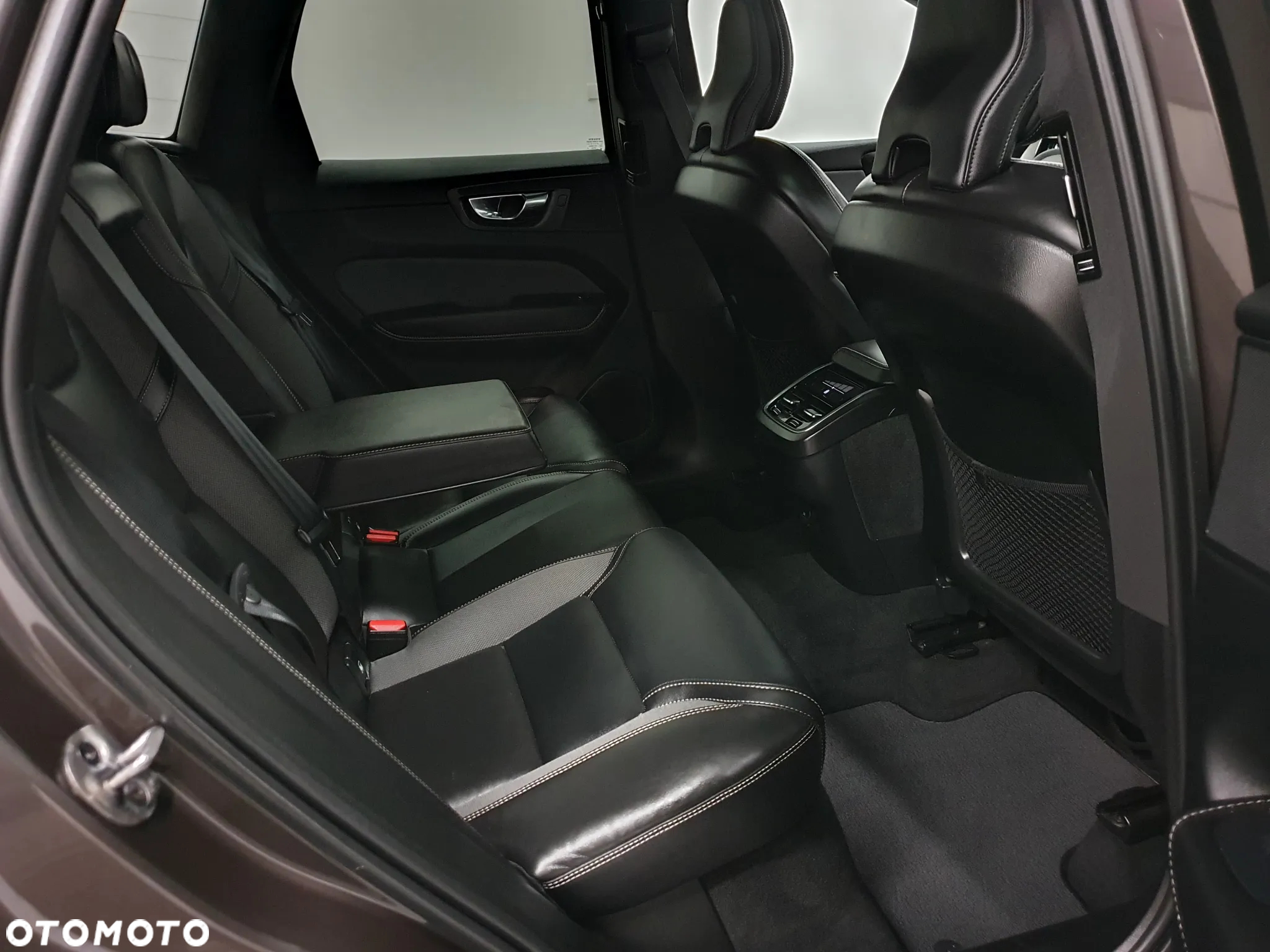 Volvo XC 60 B5 D AWD Geartronic RDesign - 19