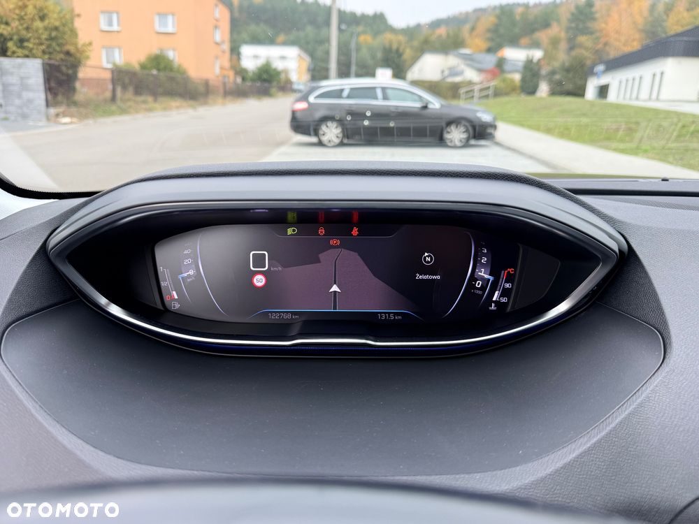 Peugeot 5008 1.5 BlueHDi Allure S&S - 35