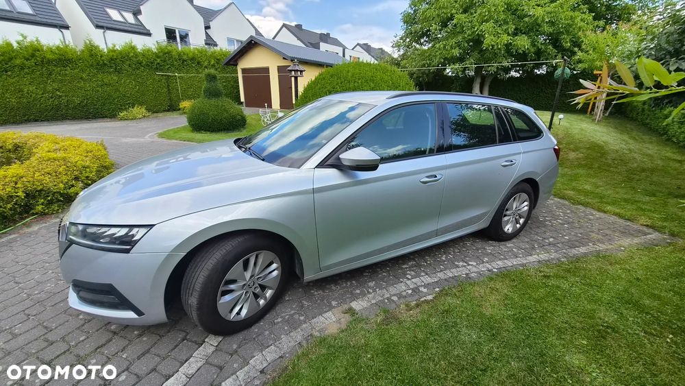 Skoda Octavia 2.0 TDI Ambition DSG - 4