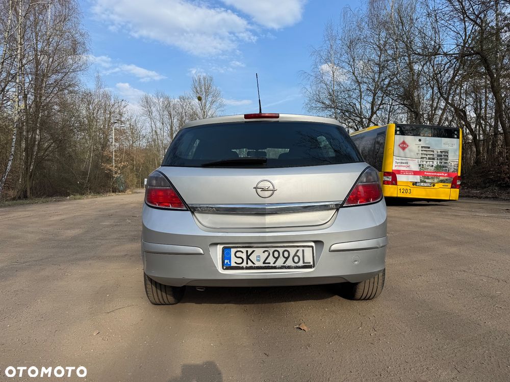 Opel Astra 1.6 Edition - 10