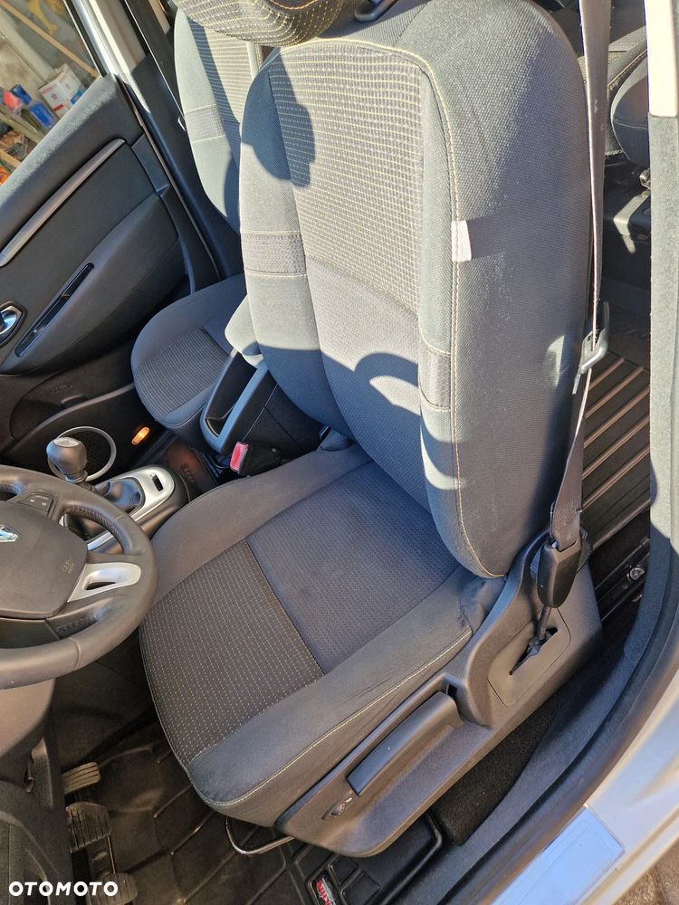 Renault Scenic 1.6 16V 110 Expression - 10