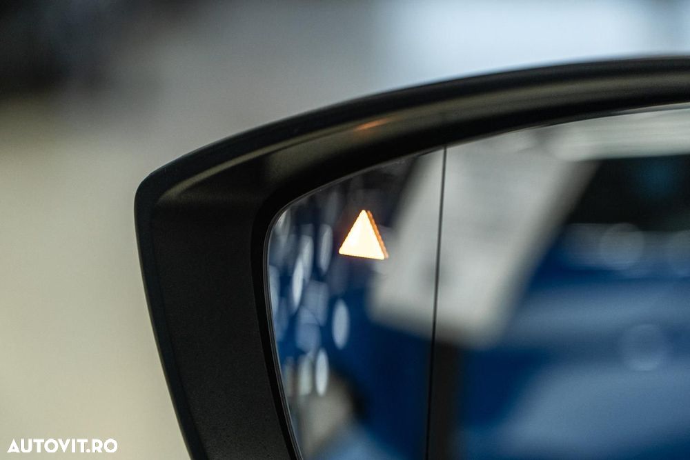 Mazda 3 e-SKYACTIV-G 150 M HYBRID DRIVE EXCLUSIVE-LINE - 35