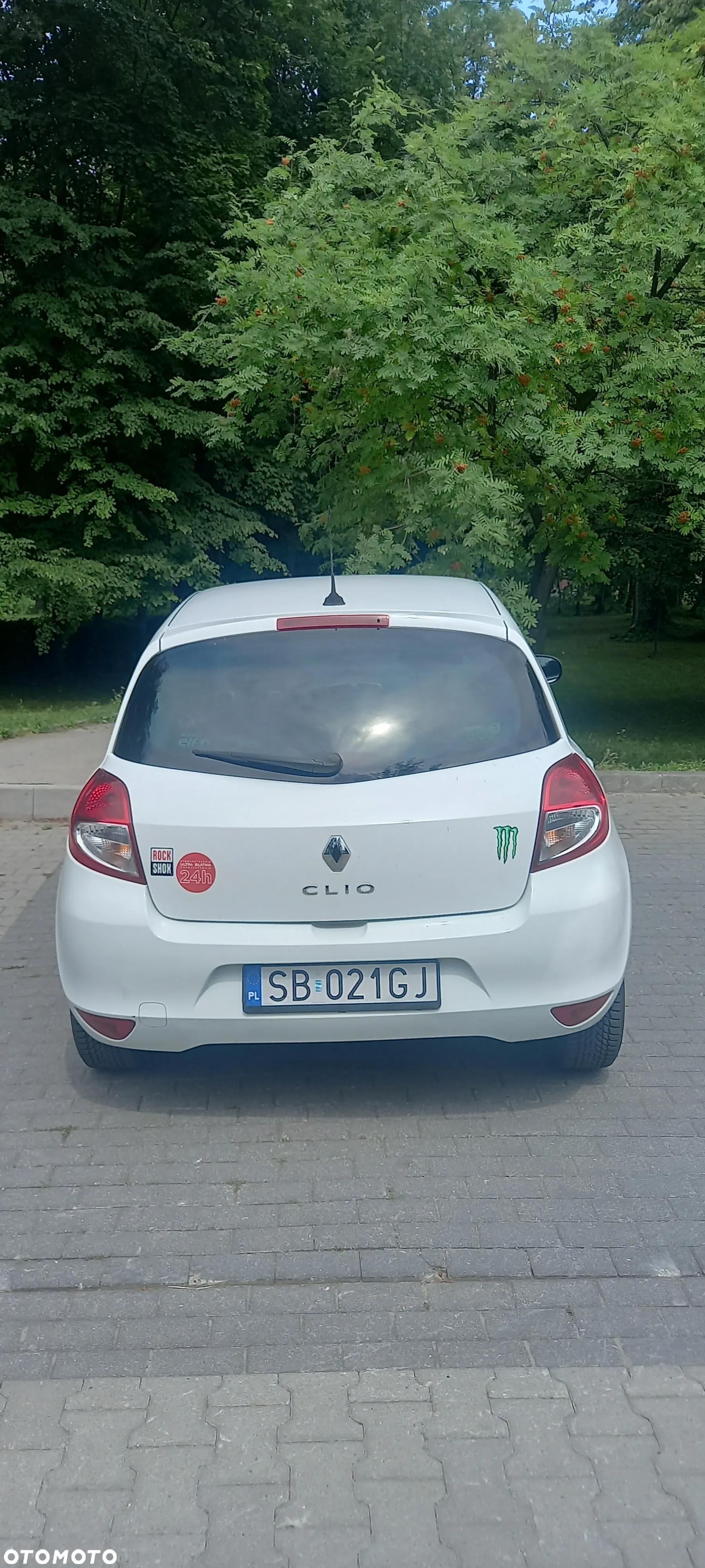 Renault Clio 1.2 16V Dwudziestka - 3