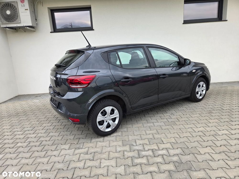 Dacia Sandero - 16
