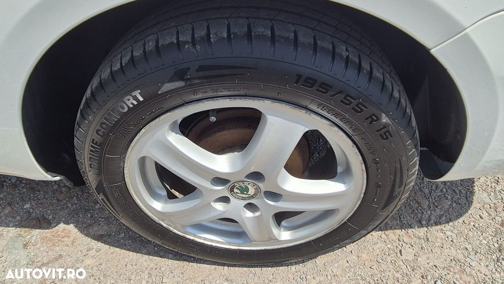 Skoda Fabia 1.2 HTP Ambition - 19