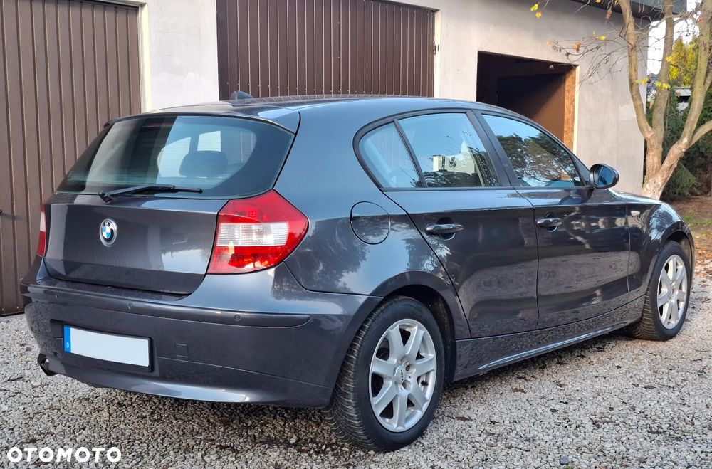 BMW Seria 1 - 12