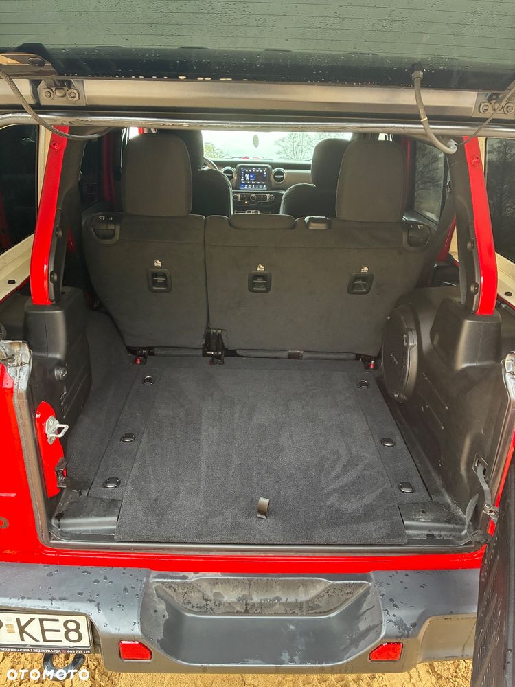 Jeep Wrangler Unlimited GME 2.0 Turbo Sahara - 21