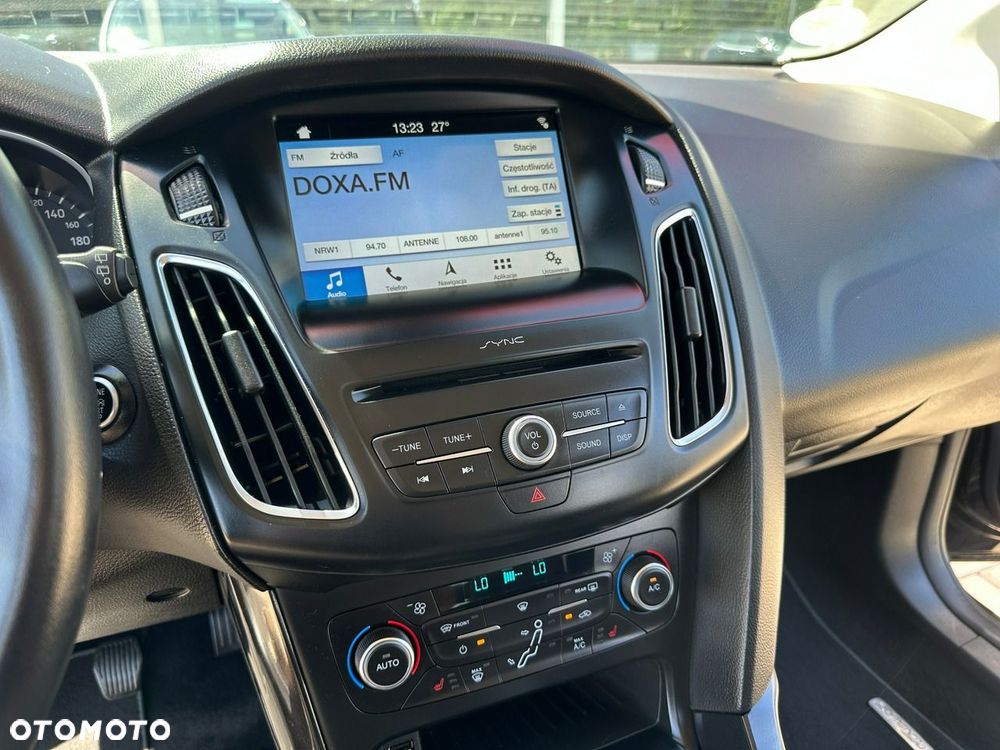 Ford Focus 1.5 EcoBoost STart-Stopp-System TITANIUM - 22