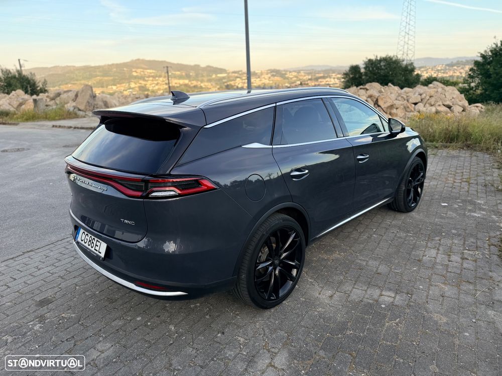 BYD Tang 86.4 kWh AWD Flagship - 4