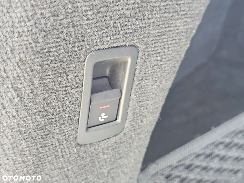 Audi A6 Avant 40 TDI S tronic sport - 33