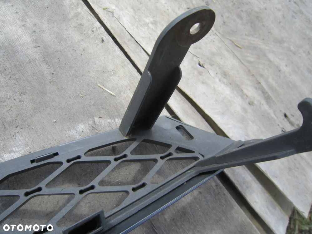 Grill atrapa chłodnicy Ford Focus Mk.1 Lift K1 - 5