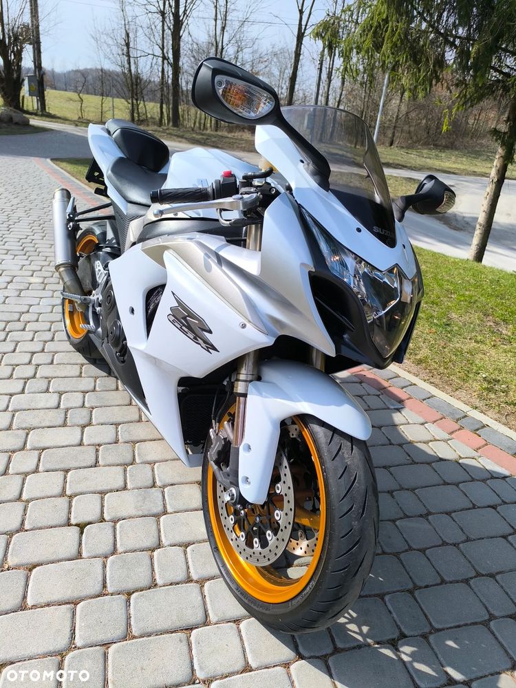 Suzuki GSX-R - 3