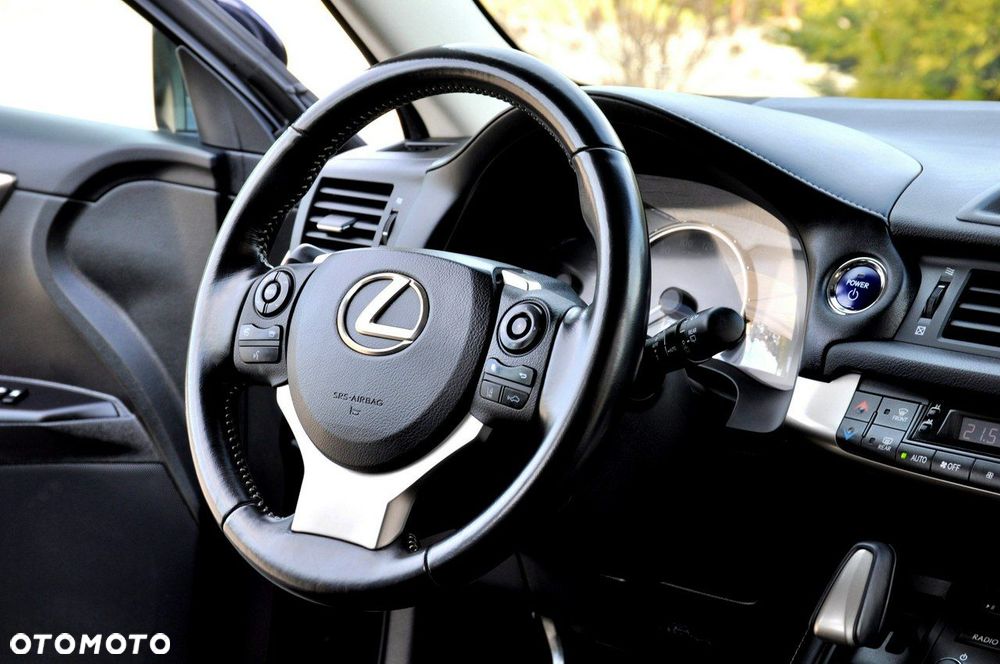 Lexus CT 200h Elegance EU6 - 34