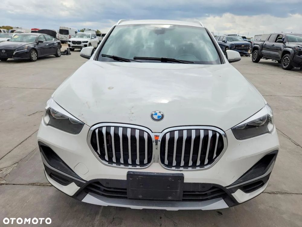 BMW X1 xDrive25i GPF Sport Line - 5