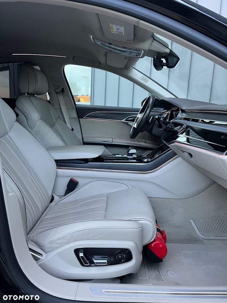 Audi A8 55 TFSI mHEV Quattro Tiptr - 32