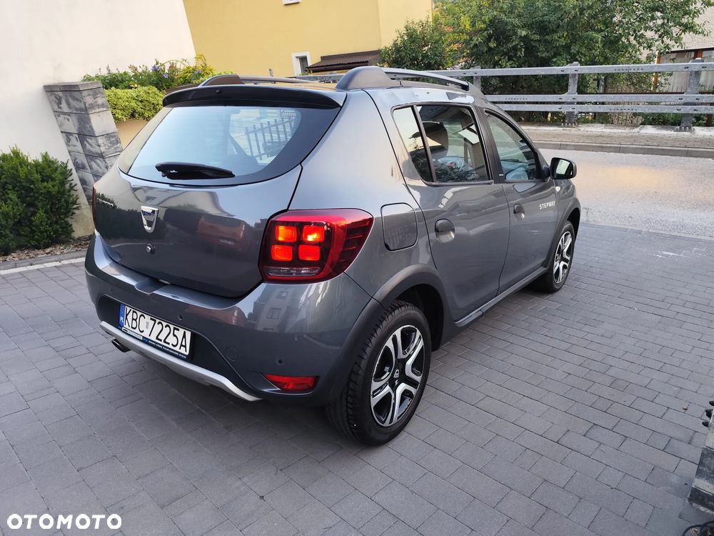 Dacia Sandero TCe 90 (S&S) Comfort - 4