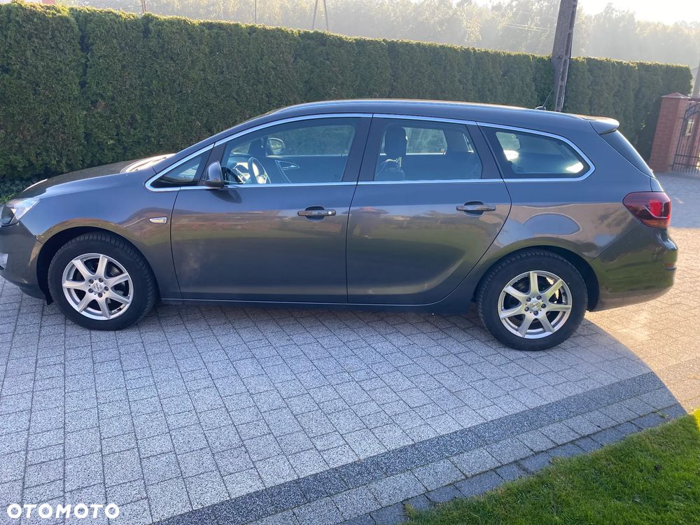 Opel Astra 1.4 EcoFLEX Sport - 8