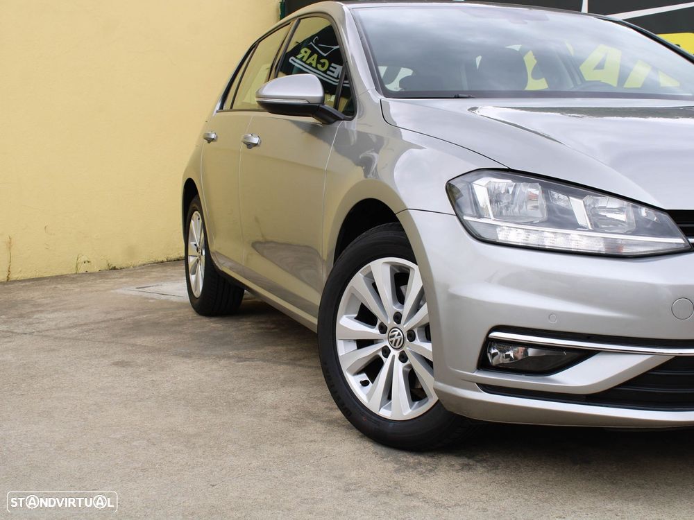 VW Golf 1.6 TDI Confortline - 13