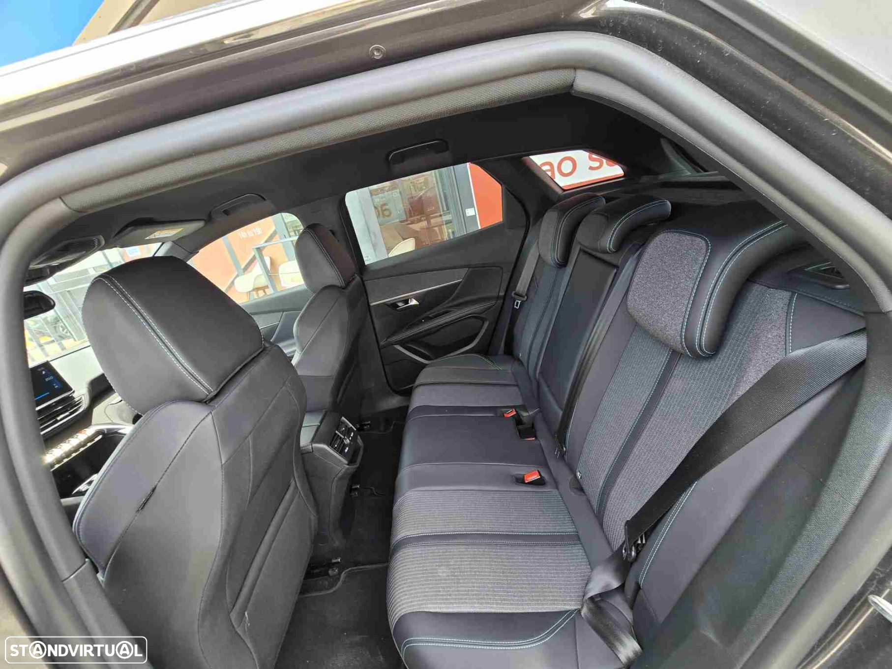 Peugeot 3008 1.5 BlueHDi Allure Pack EAT8 - 9