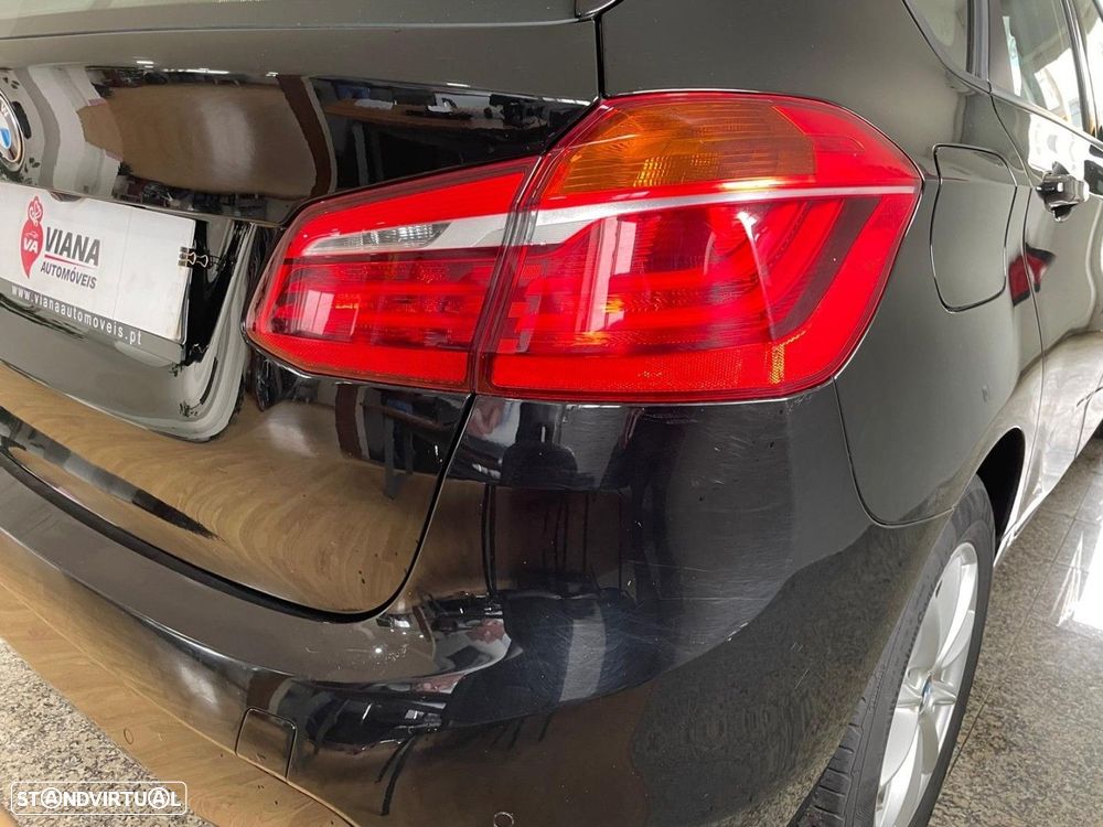 BMW 216 Active Tourer d Line Luxury - 16