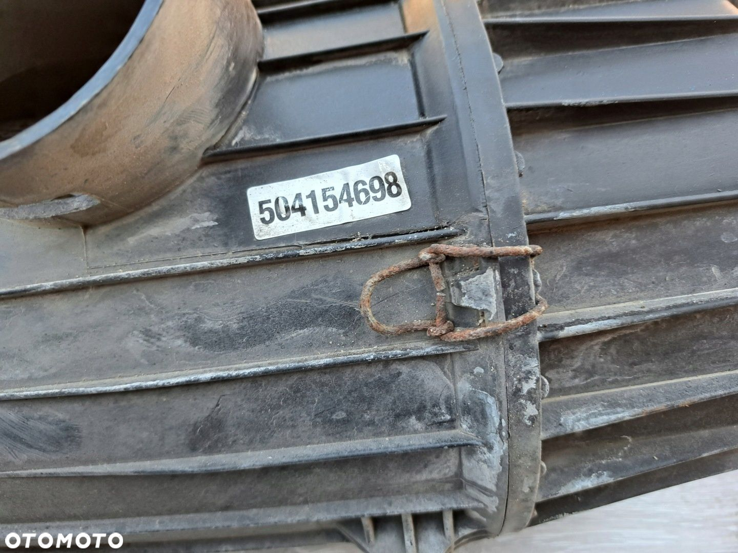 IVECO DAILY OBUDOWA FILTRA POWIETRZA 504154692 NR 5MA - 4