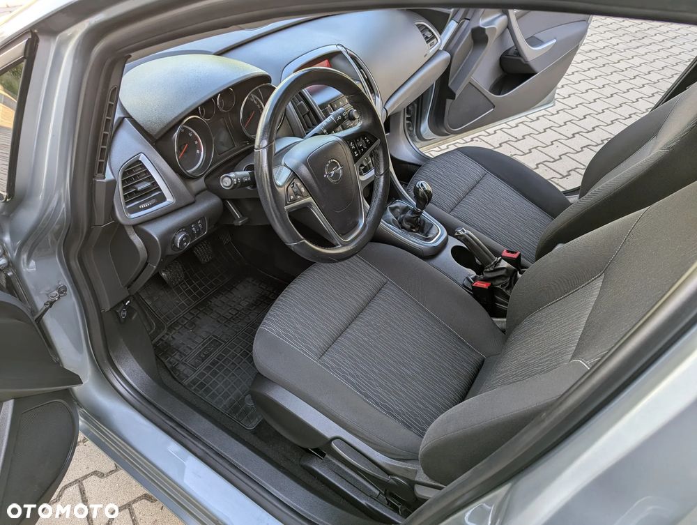 Opel Astra 1.4 T Enjoy - 6