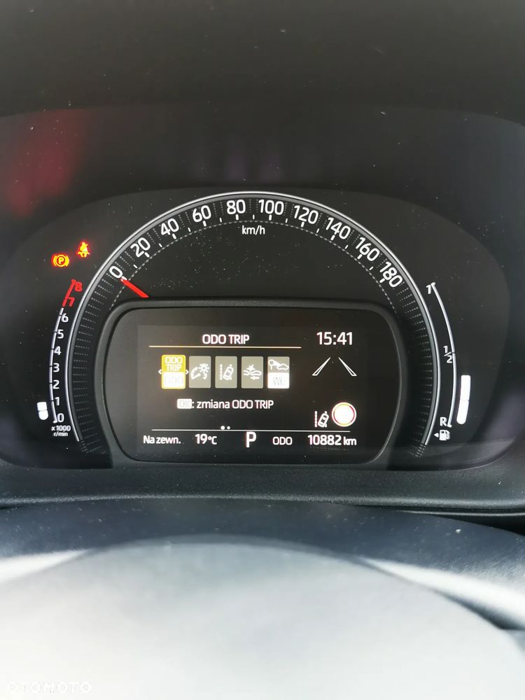 Toyota Aygo X 1.0 VVT-i Selection X-cite X-shift - 17