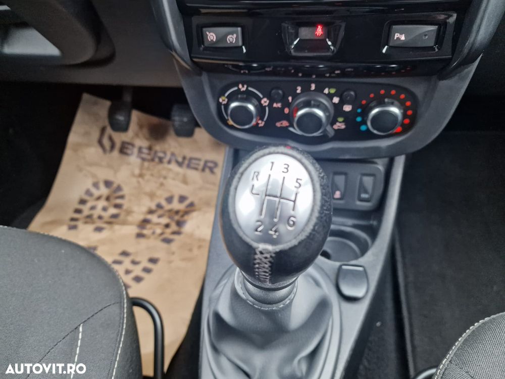 Dacia Duster 1.5 dCi 4x4 Prestige - 6