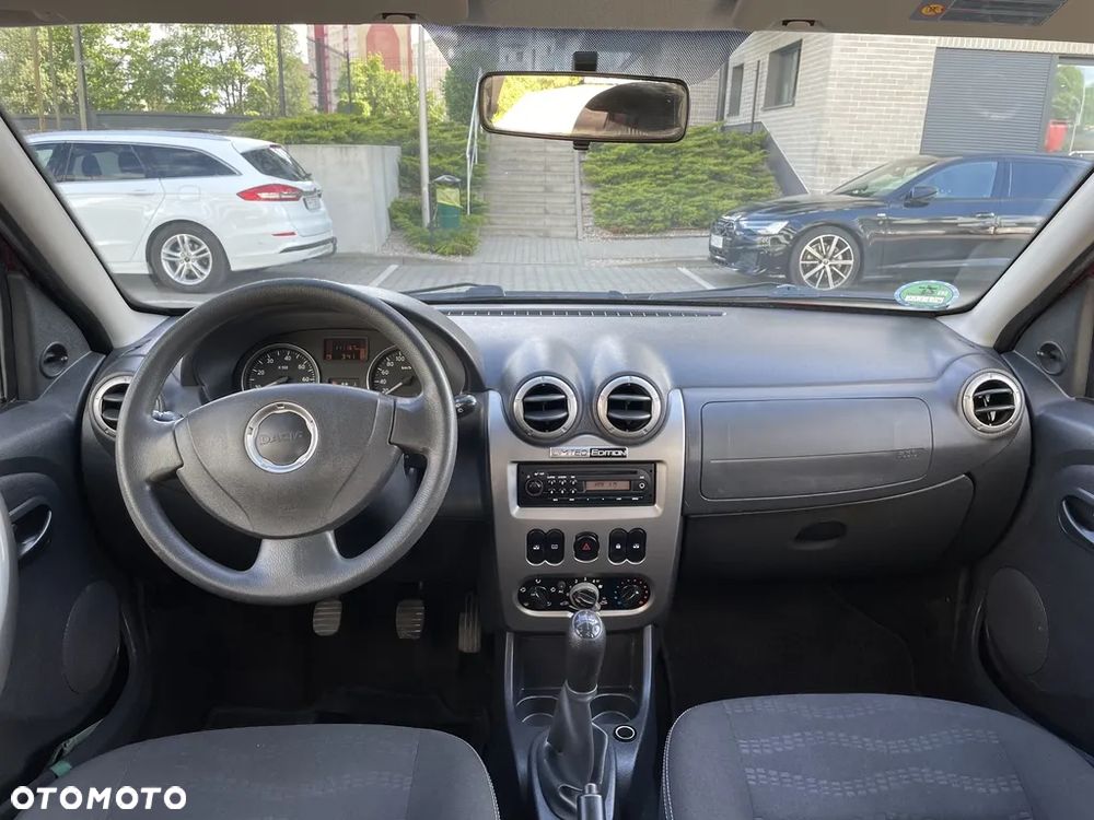 Dacia Sandero Stepway 1.6 - 9