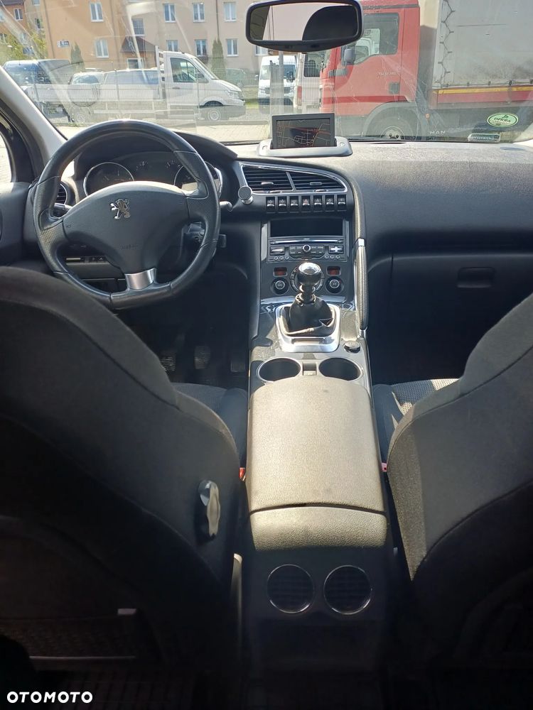 Peugeot 3008 2.0 HDi Allure - 10