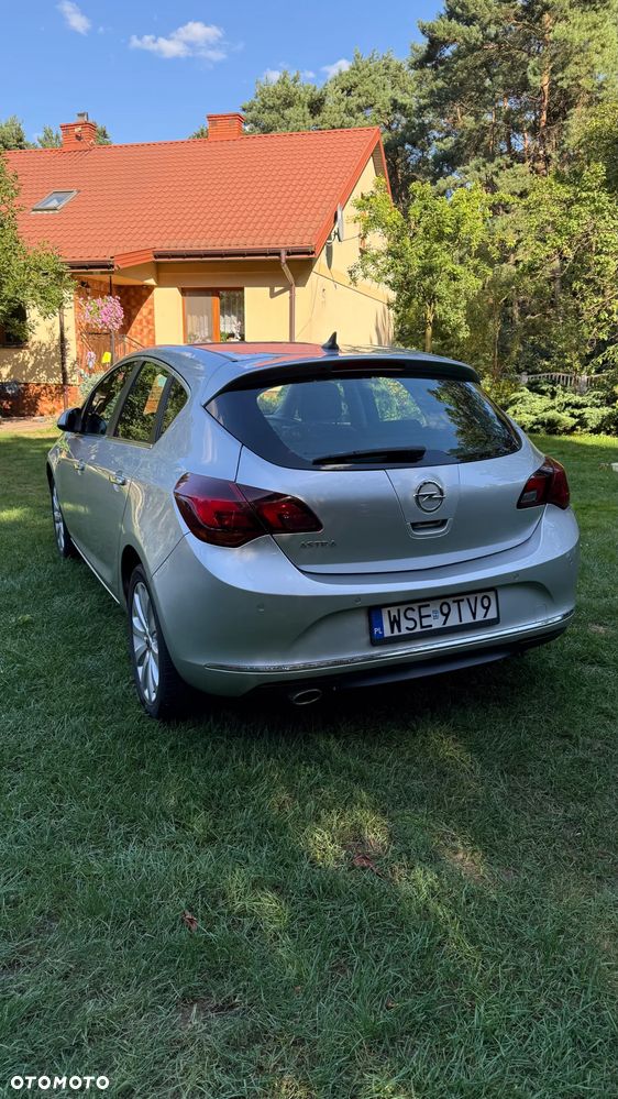 Opel Astra IV 1.4 T Cosmo S&S - 3