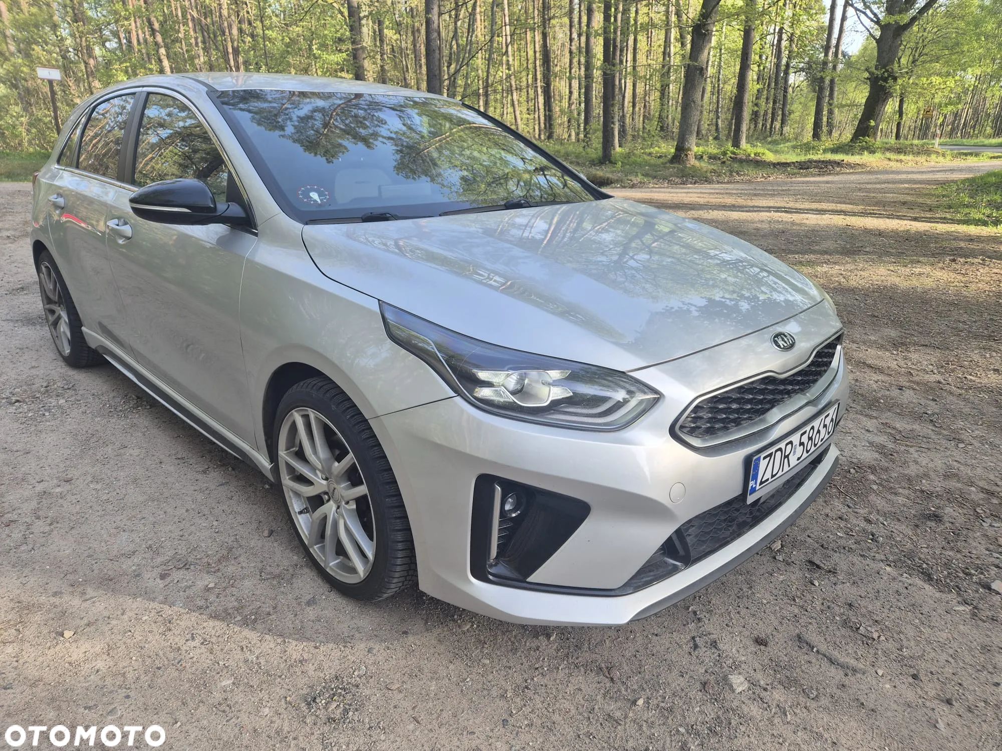 Kia Ceed 1.4 T-GDI DCT OPF GT Line - 1