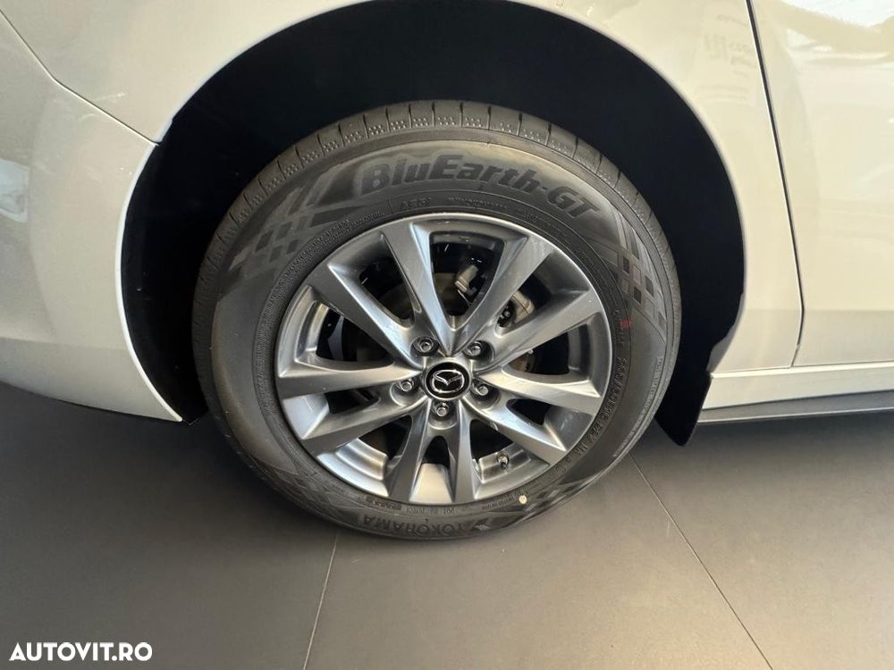 Mazda 3 e-SKYACTIV-G 140 M HYBRID PRIME-LINE - 4