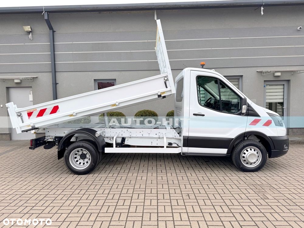 Ford Transit - 13
