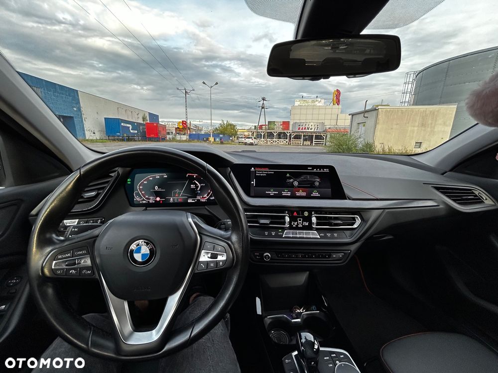 BMW Seria 1 118i Sport Line - 13