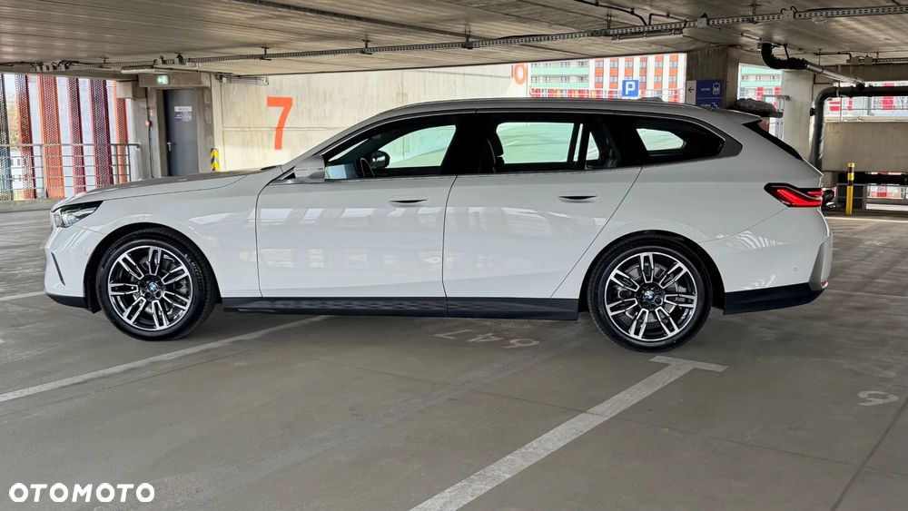 BMW Seria 5 520d xDrive - 8