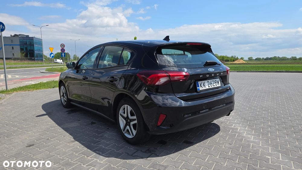 Ford Focus 1.5 EcoBlue Start-Stopp-System TITANIUM DESIGN - 5