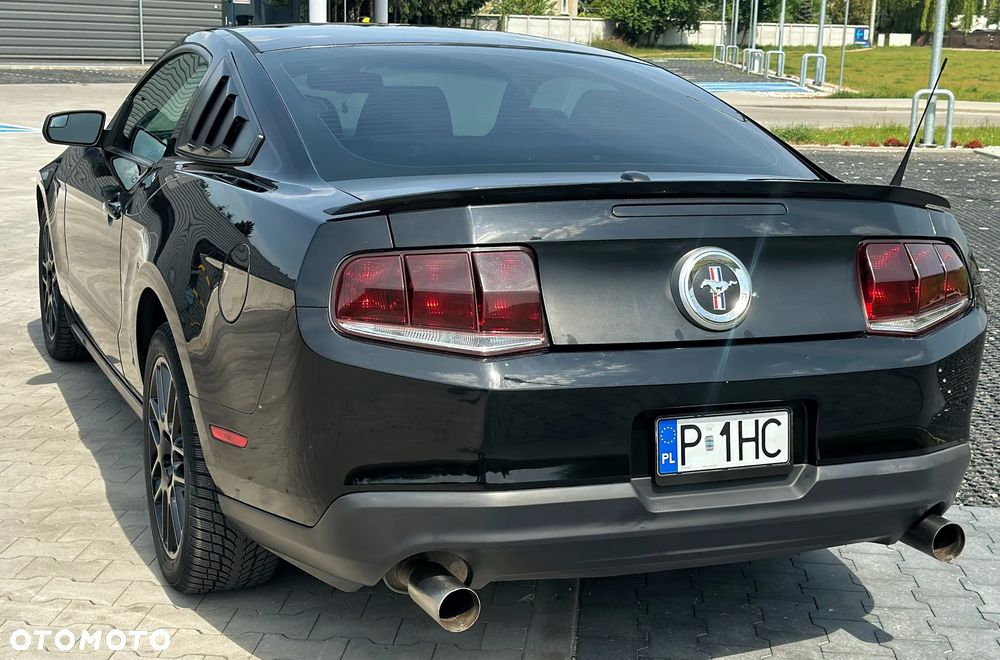 Ford Mustang 3.7 V6 - 24