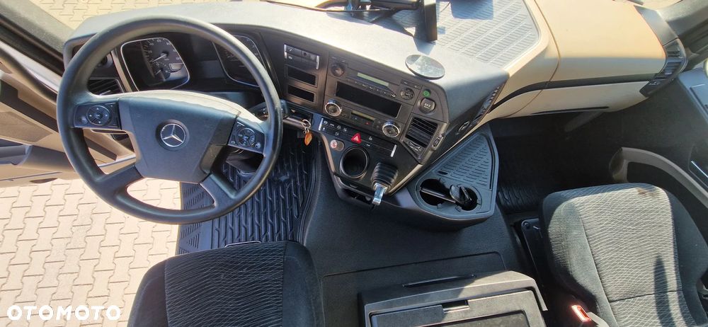 Mercedes-Benz Actros 1830 - 25