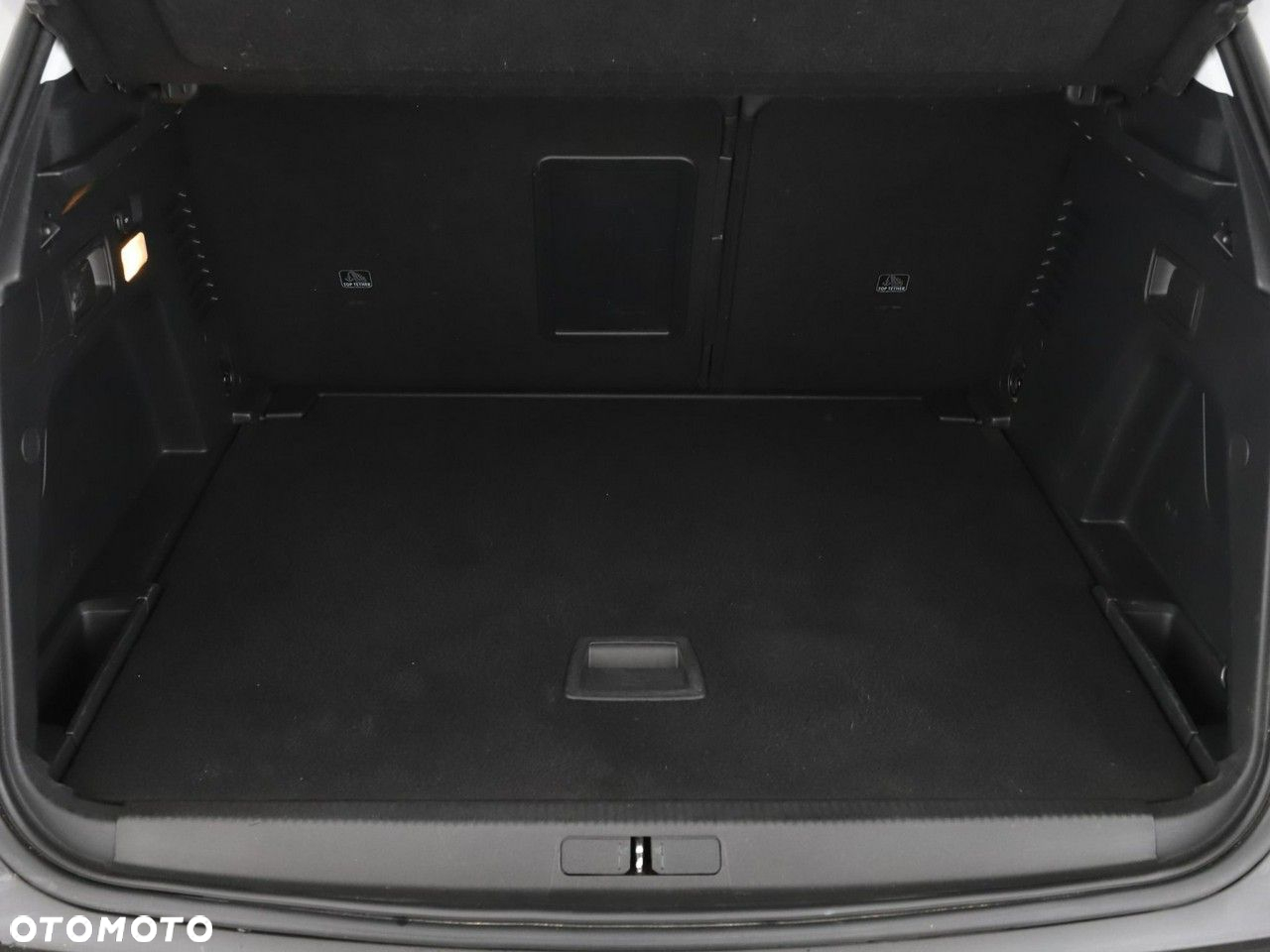 Peugeot 3008 1.2 PureTech Allure S&S - 20