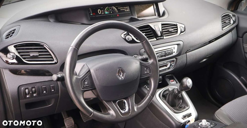 Renault Scenic - 12