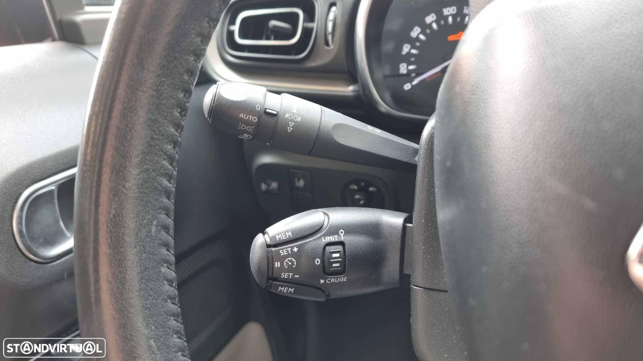 Citroën C3 1.2 PureTech Shine - 15