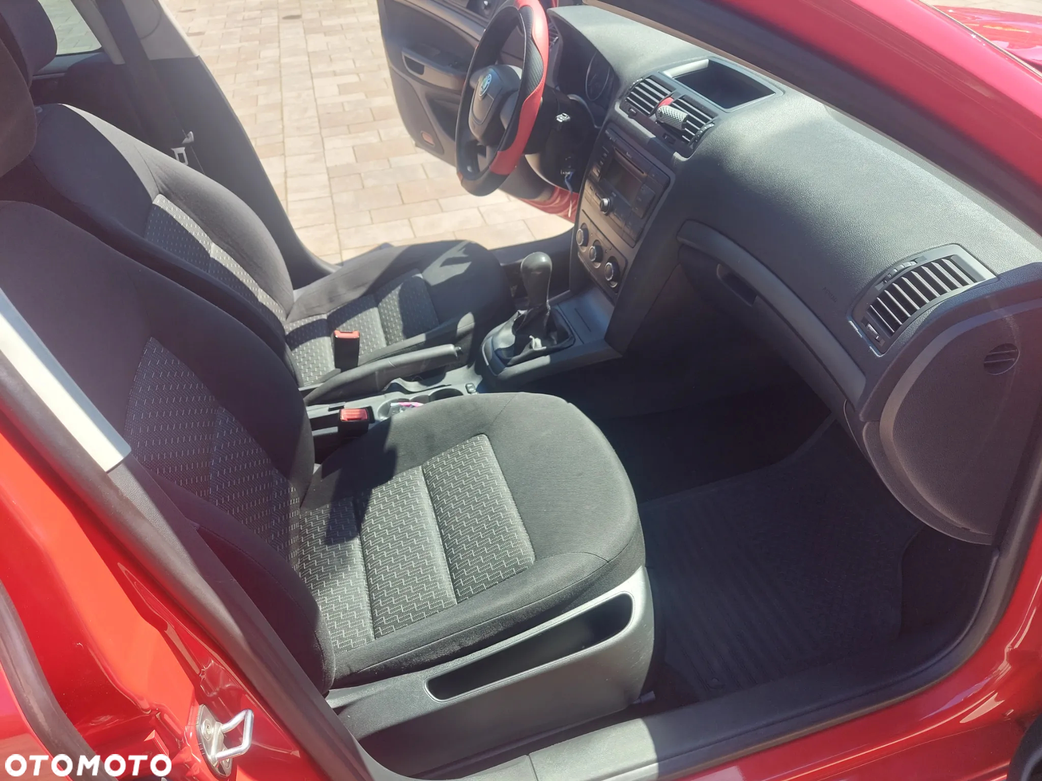 Skoda Octavia 1.4 Ambiente - 21
