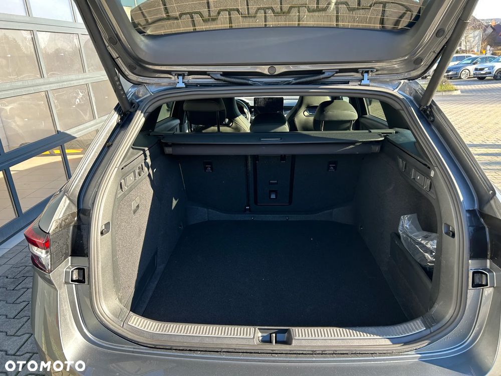 Skoda Superb 2.0 TDI SCR 4x4 Sportline DSG - 14