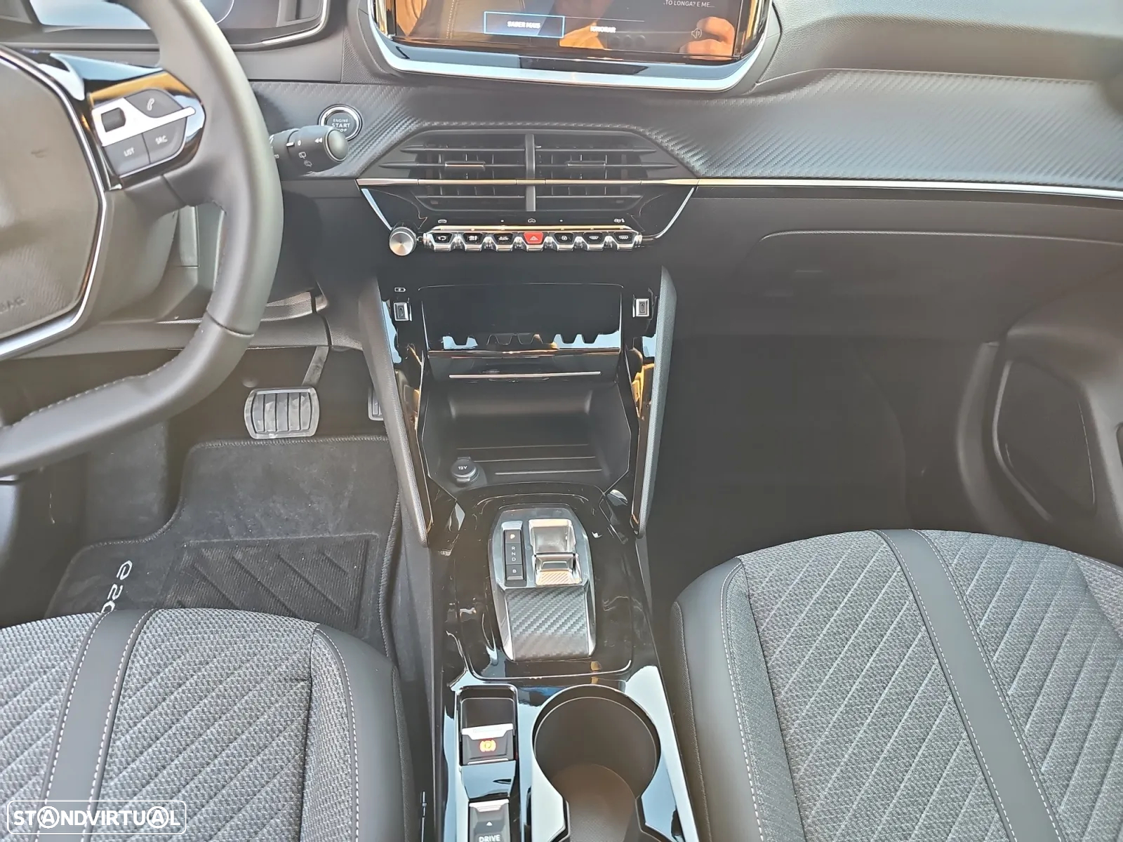 Peugeot e-208 51 kWh GT - 14